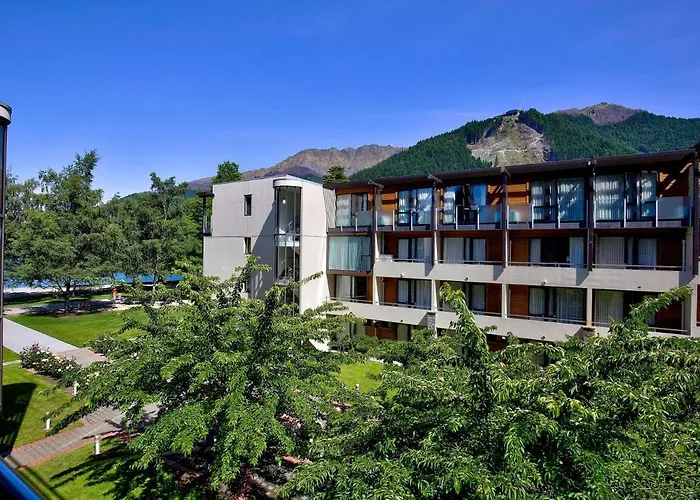 Novotel Queenstown Lakeside