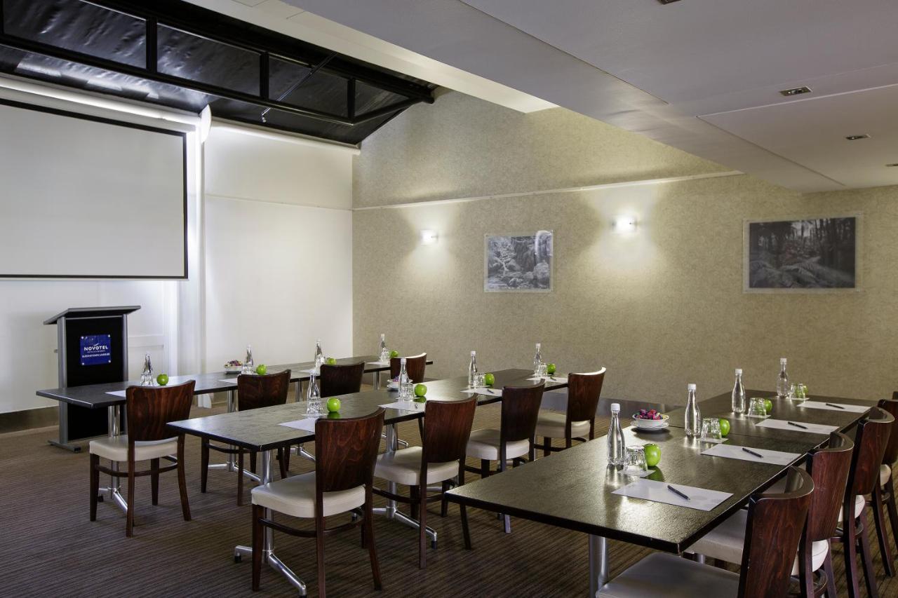 Novotel Lakeside Hotel 4*