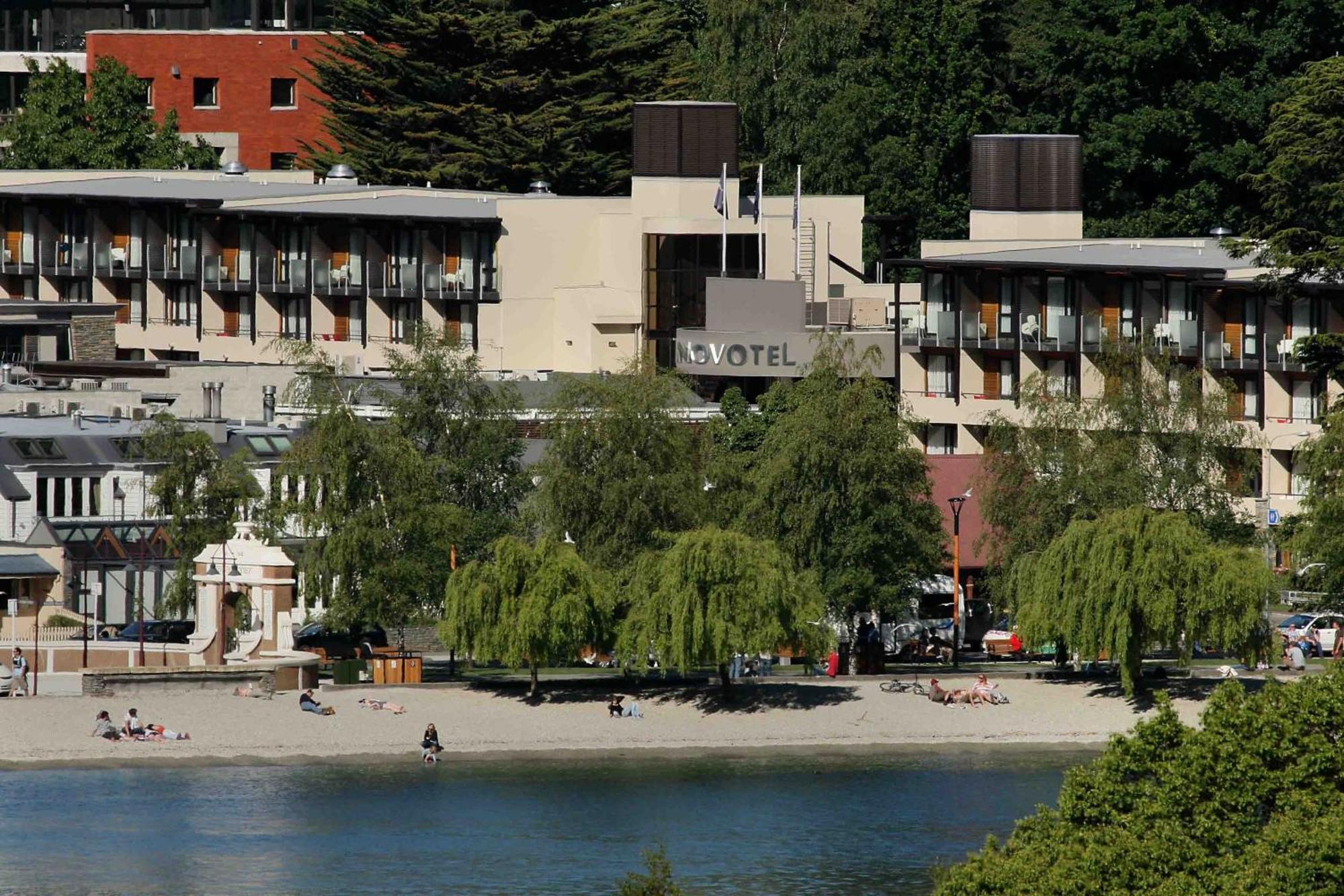Novotel Lakeside Queenstown